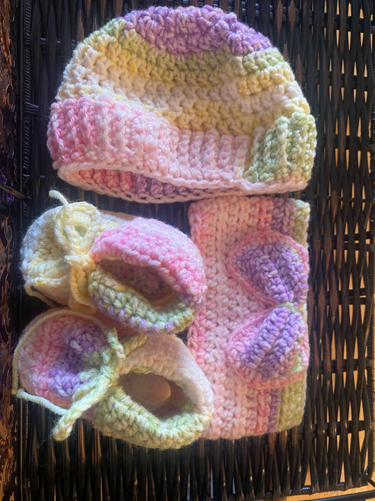 Handmade Pastel Baby Crochet Set – Booties, Headband, and Beanie