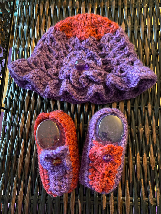 Handmade Crochet Baby Hat & Booties Set – Purple & Red with Flower Detail | Newborn Girl Gift