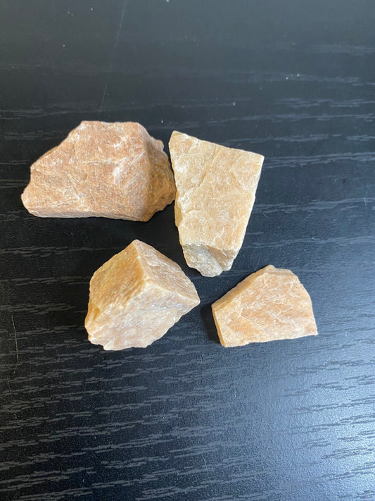 Peach Moonstone RAW Gemstones - Stretchmarksbegone