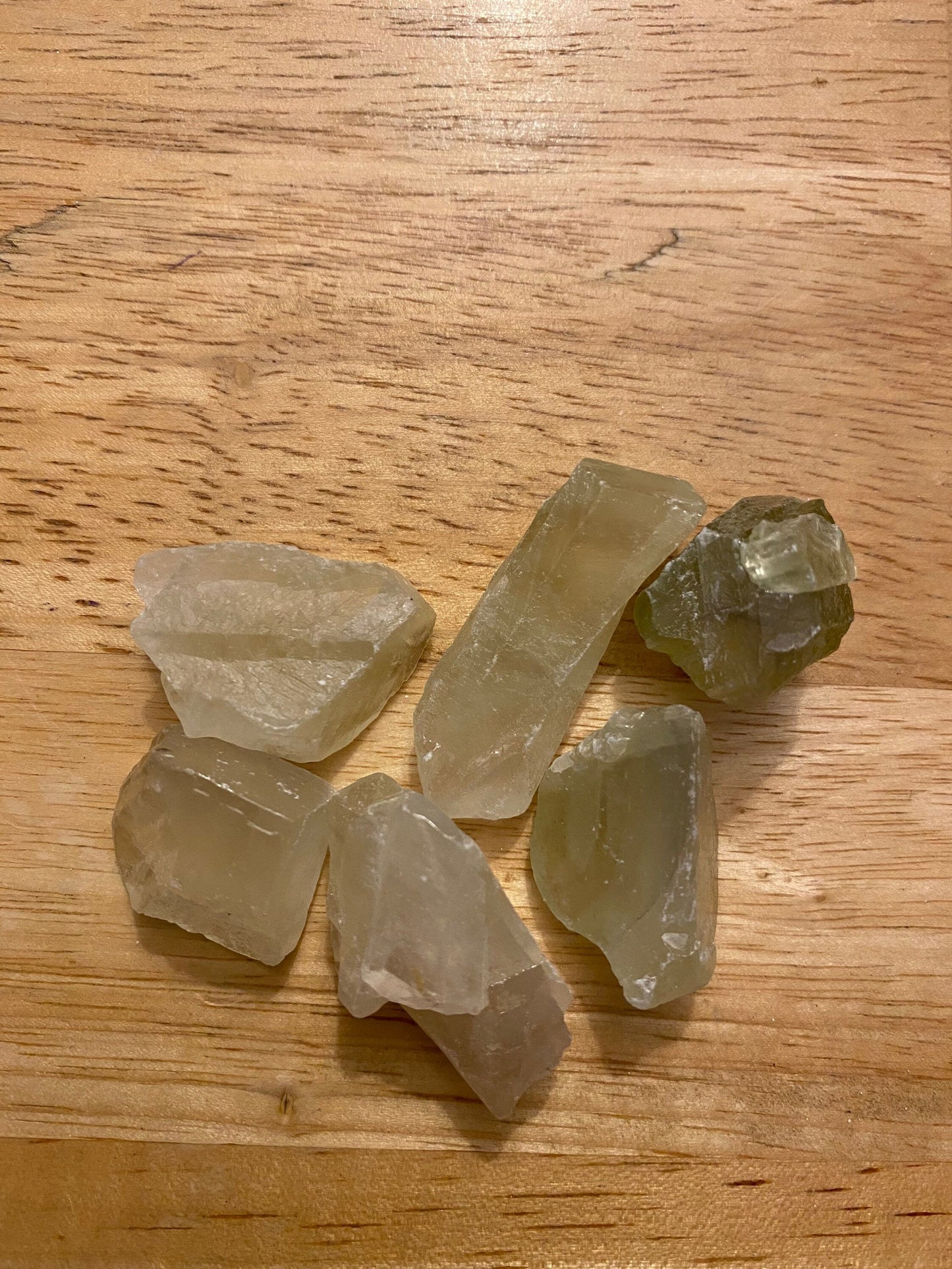CALCITE Raw Gemstones - Stretchmarksbegone
